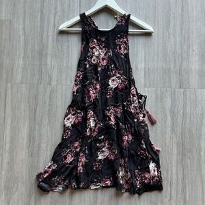 En Crème Lace Up Fringe Tie Dress